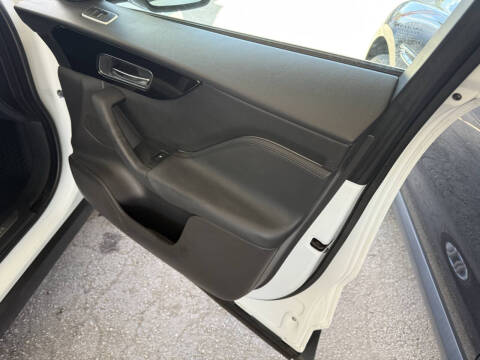 2017 Jaguar F-PACE 35t Premium