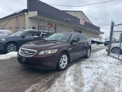 2011 Ford Taurus for sale at Six Brothers Mega Lot in Youngstown OH