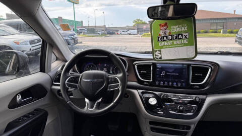 2018 Chrysler Pacifica Touring L Plus