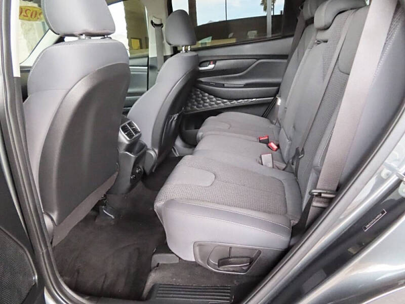 2020 Hyundai Santa Fe SE