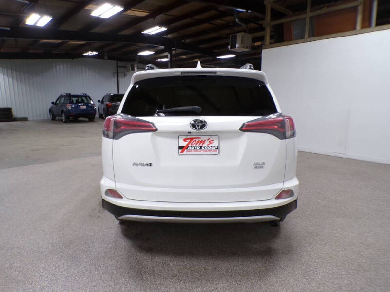 2016 Toyota RAV4 XLE