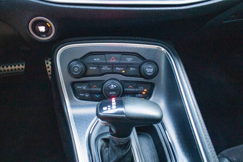 2017 Dodge Challenger T/A Plus