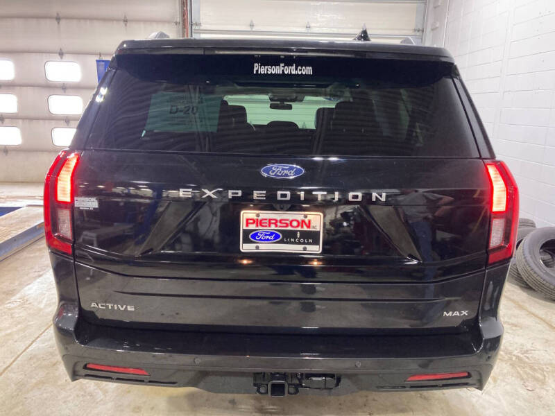 2026 Ford Expedition MAX Active