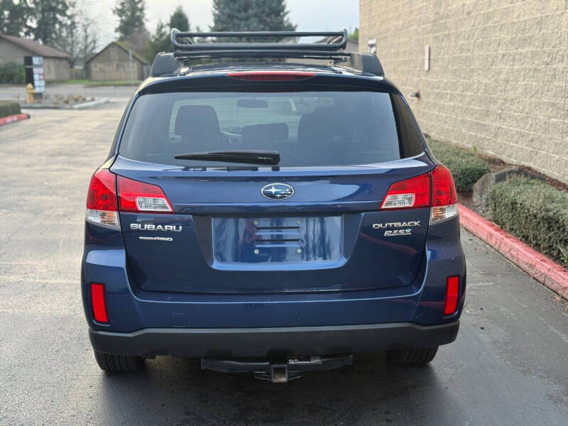 2011 Subaru Outback 2.5i Premium