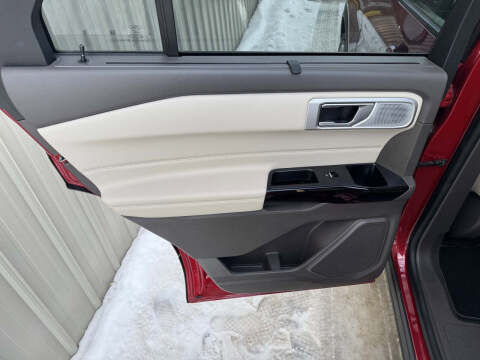 2023 Ford Explorer Platinum