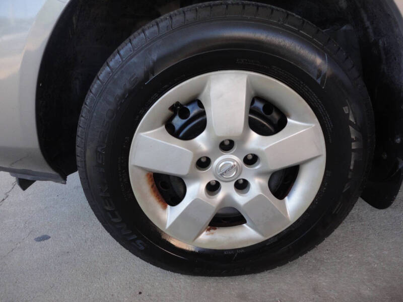 2011 Nissan Rogue S