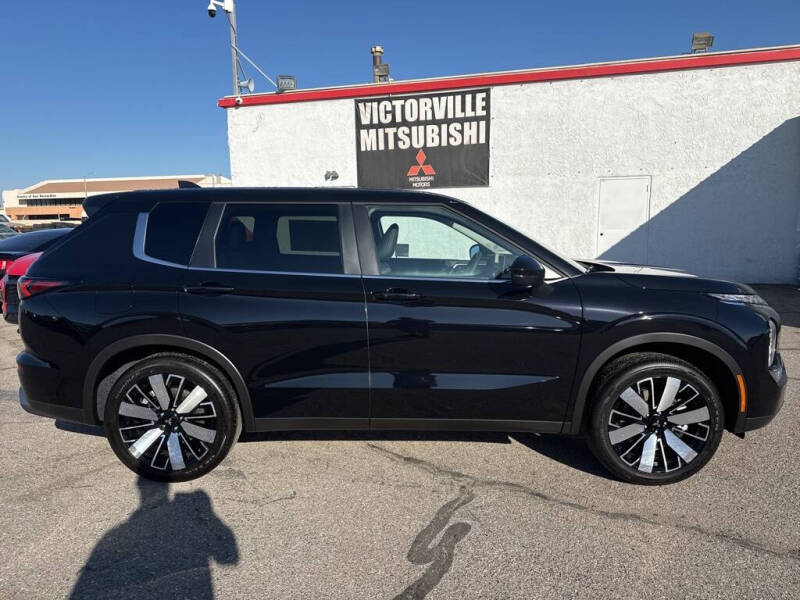 2025 Mitsubishi Outlander SE