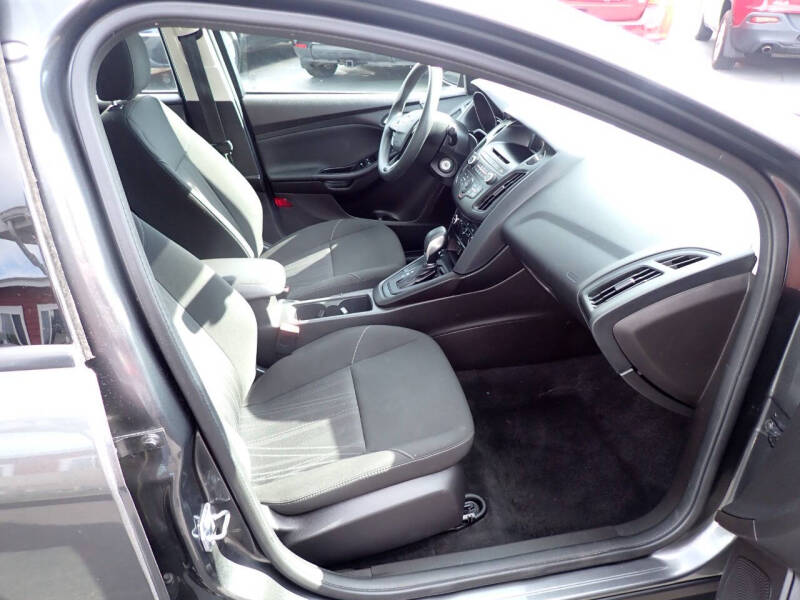 2017 Ford Focus SE