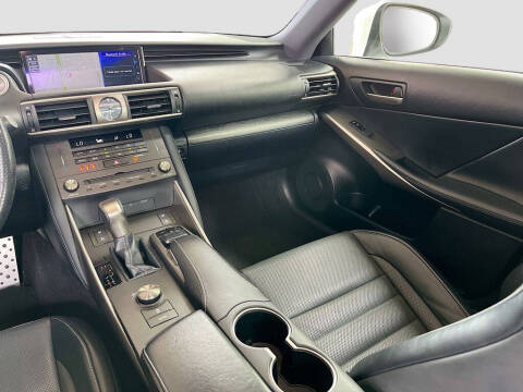 2020 Lexus IS 300