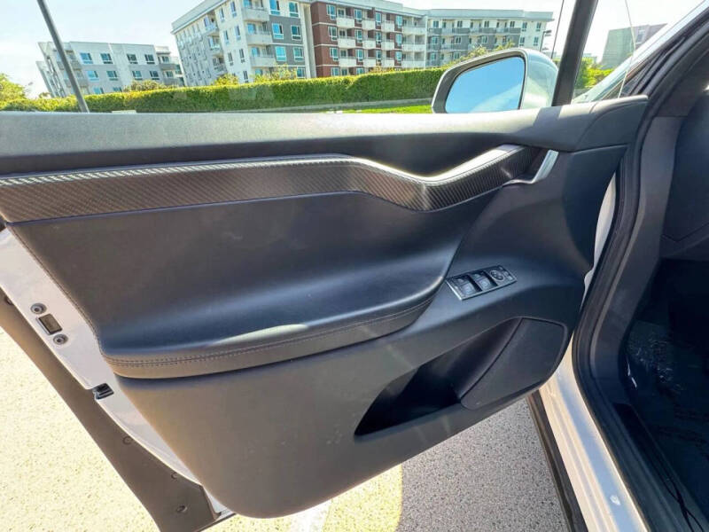 2018 Tesla Model X 75D