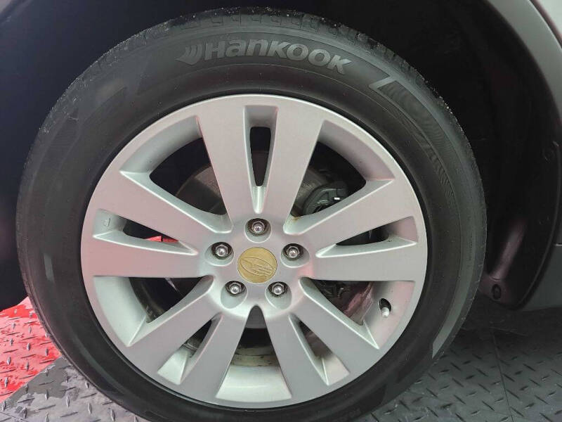 2009 Subaru Tribeca Ltd. 7-Pass.