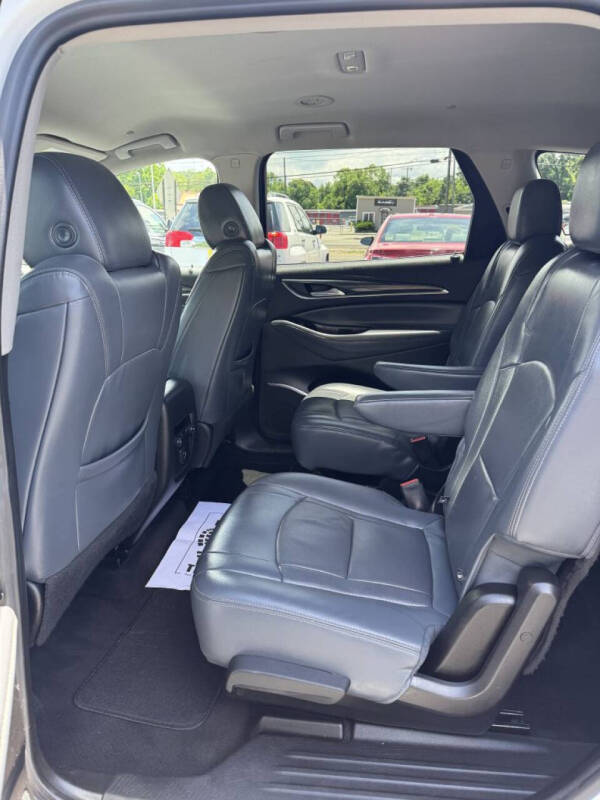 2020 Buick Enclave Essence