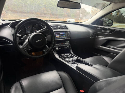 2017 Jaguar XE 35t Premium