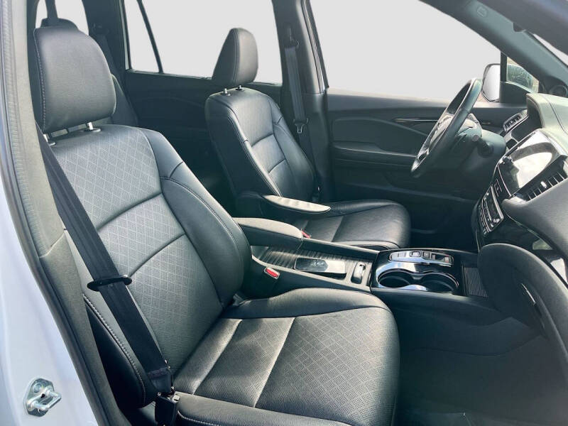 2023 Honda Passport Elite
