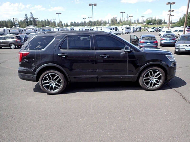 2019 Ford Explorer Sport