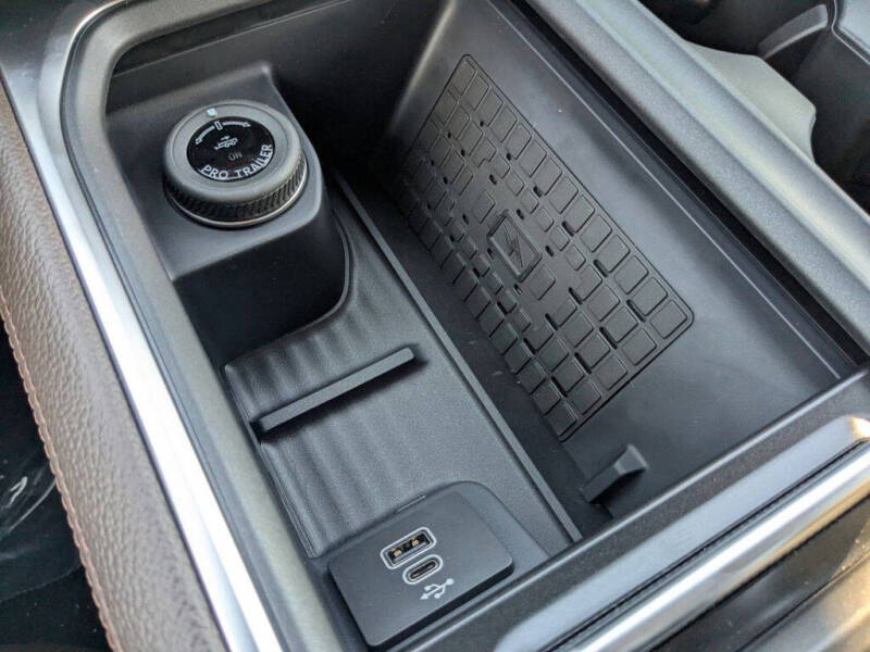 2025 Ford Expedition MAX King Ranch