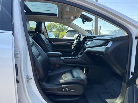 2017 Cadillac XT5 Luxury