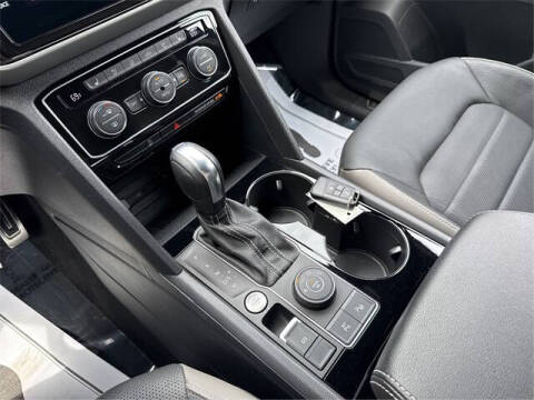 2021 Volkswagen Atlas Cross Sport V6 SEL Premium R-Line 4Motion