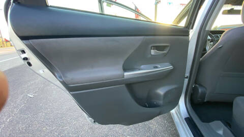 2012 Toyota Prius v Five