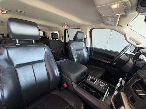 2022 Ford Expedition XLT