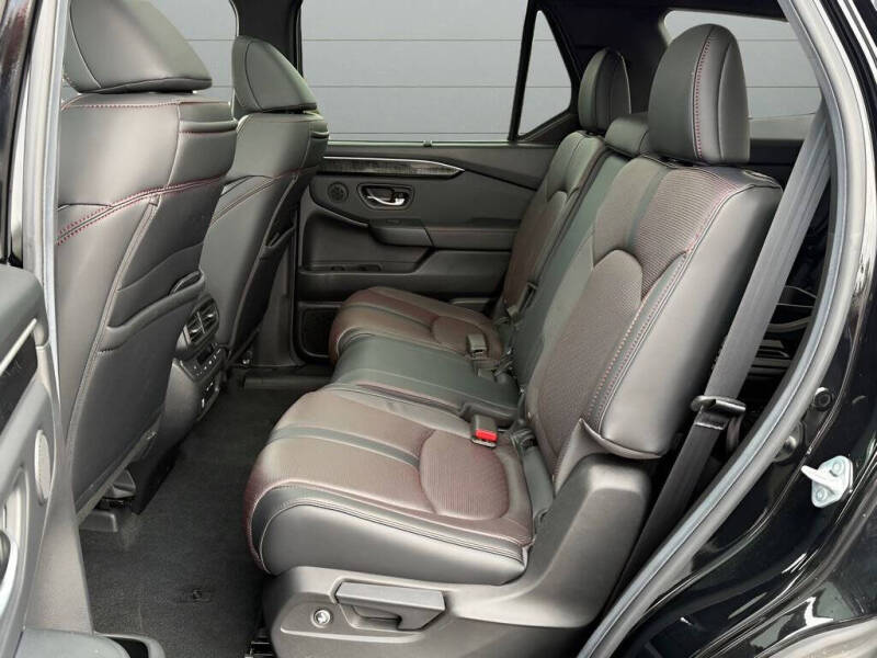 2025 Honda Pilot Black Edition