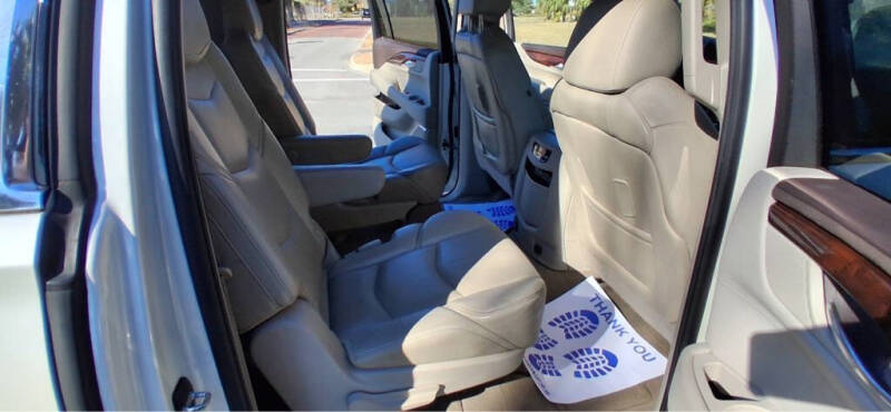 2015 Cadillac Escalade ESV Luxury