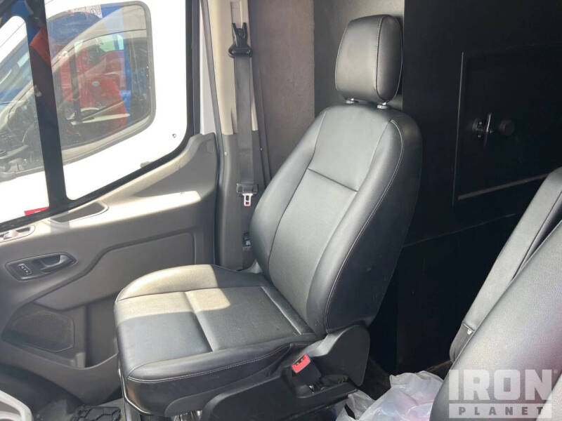 2024 Ford Transit 250