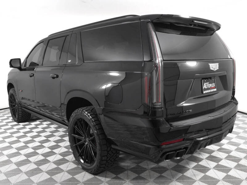 2026 Cadillac Escalade-V ESV