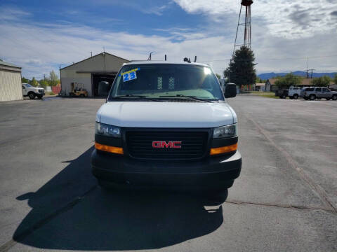 2023 GMC Savana 2500