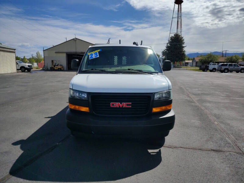 2023 GMC Savana 2500