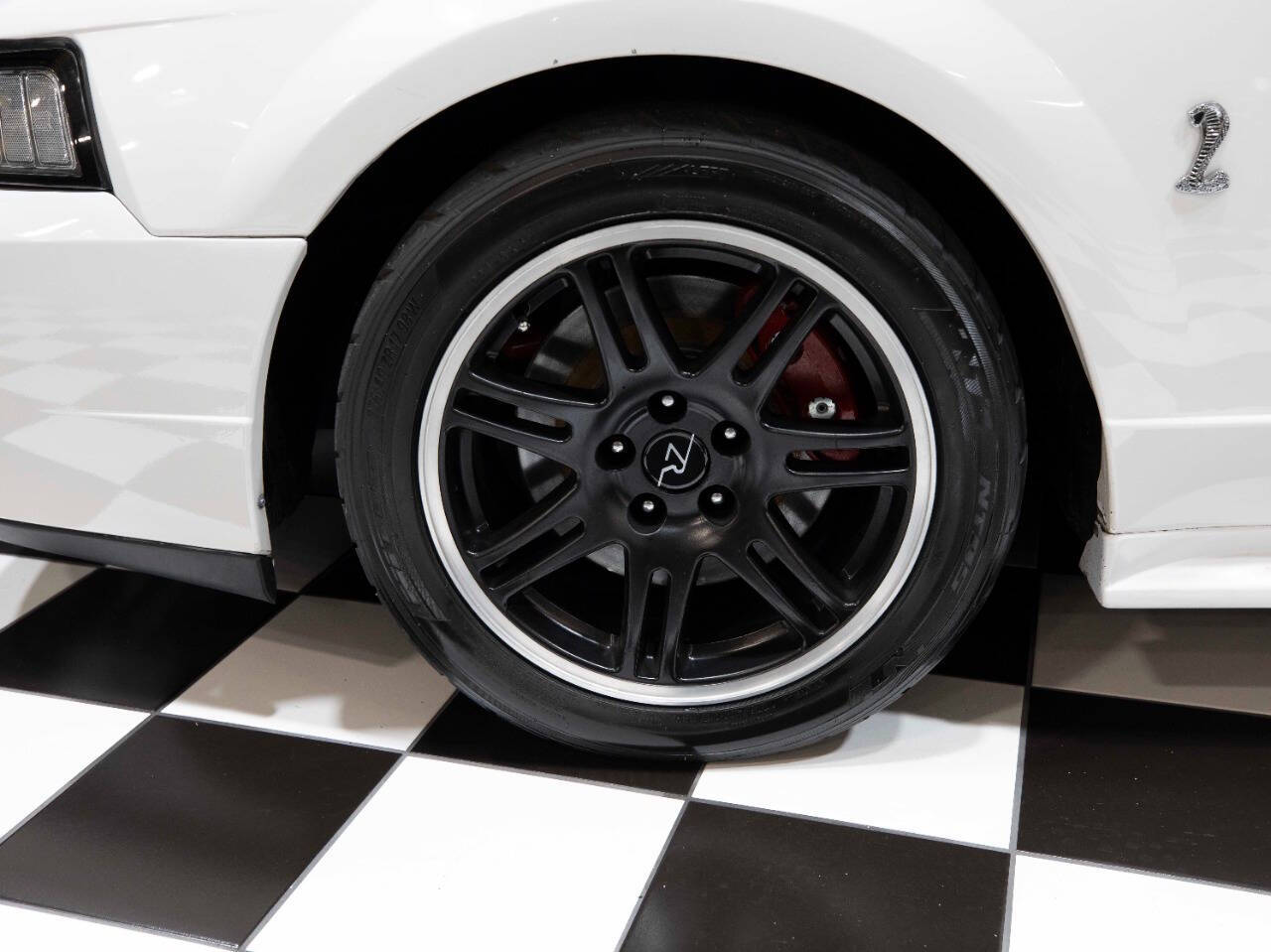 2003 Ford Mustang SVT Cobra 28
