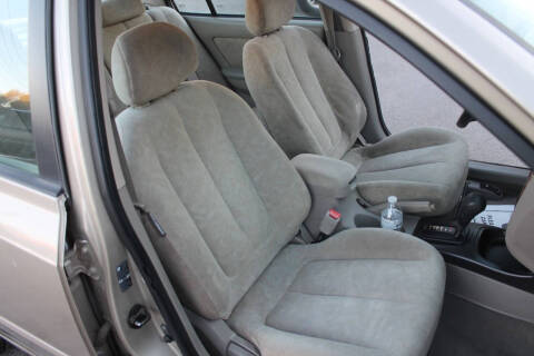 2003 Hyundai Elantra GLS
