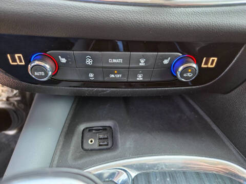 2020 Buick Enclave Essence