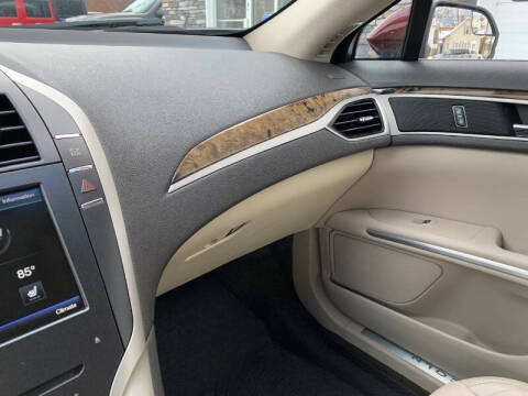 2016 Lincoln MKZ Hybrid