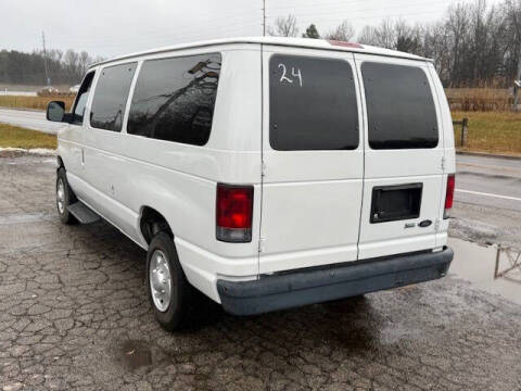 2013 Ford E-Series E-350 SD XL