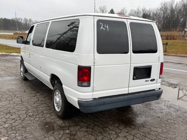 2013 Ford E-Series E-350 SD XL