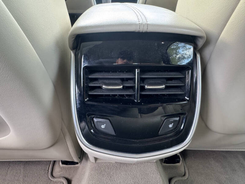 2014 Cadillac XTS Luxury Collection