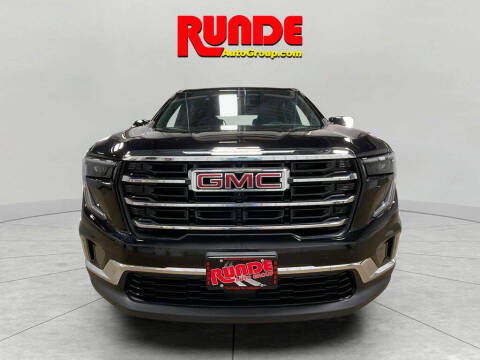 2024 GMC Acadia Elevation