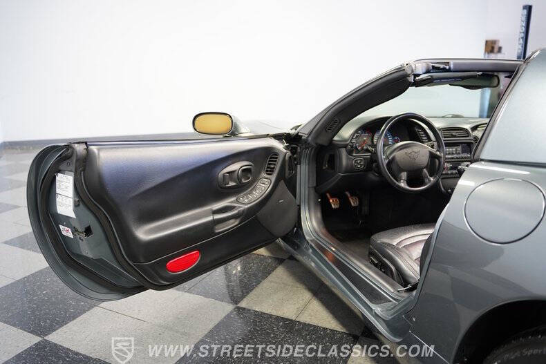 2003 Chevrolet Corvette