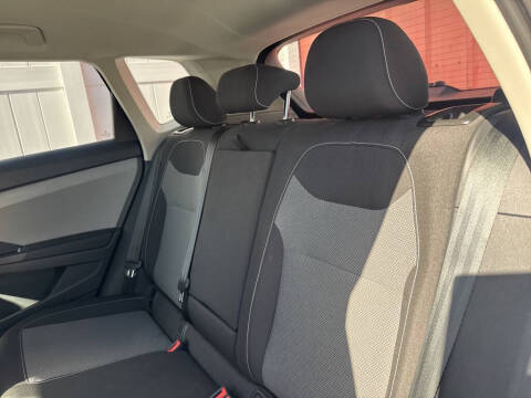 2023 Volkswagen Taos S