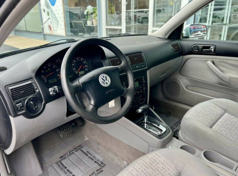 2005 Volkswagen Golf GL