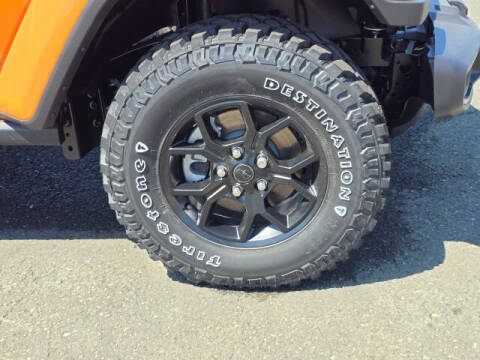 2025 Jeep Gladiator NightHawk