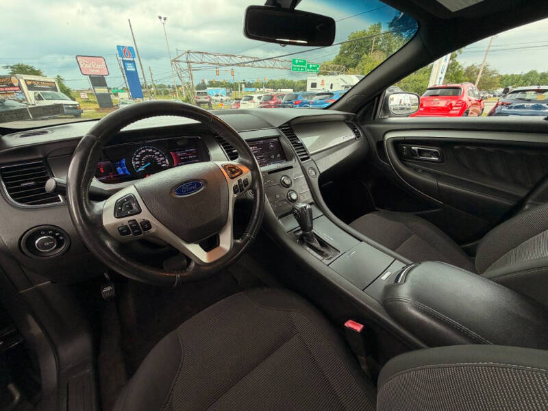 2013 Ford Taurus SEL