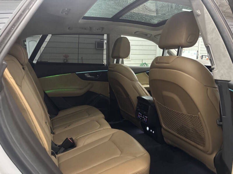 2019 Audi Q8 quattro Prestige 55 TFSI