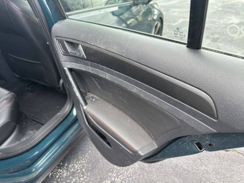 2018 Volkswagen Golf GTI S