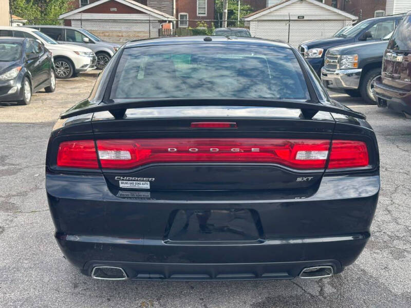 2014 Dodge Charger SXT