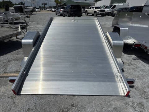 2027 Aluma 6810 Tilt