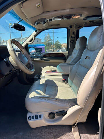 2000 Ford Excursion Limited