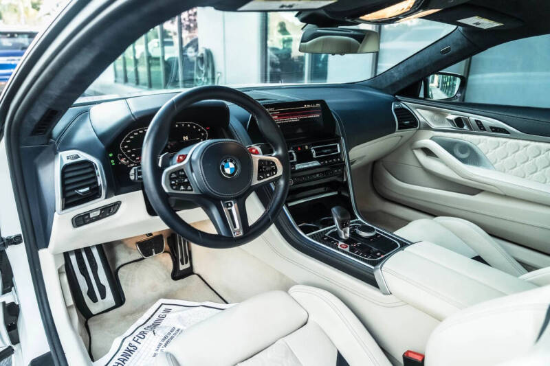 2020 BMW M8