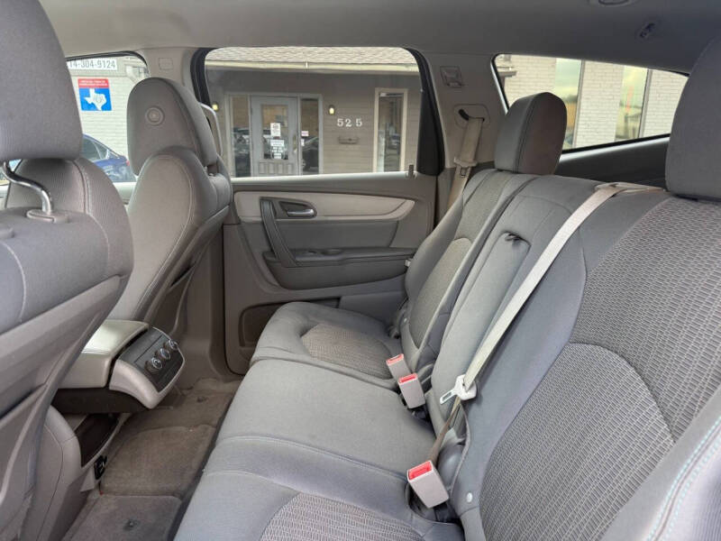 2017 Chevrolet Traverse LS
